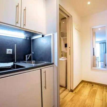 Cosy Center - Rue D'antibes - 200m Plage- Clim - Wifi - Unique Канны