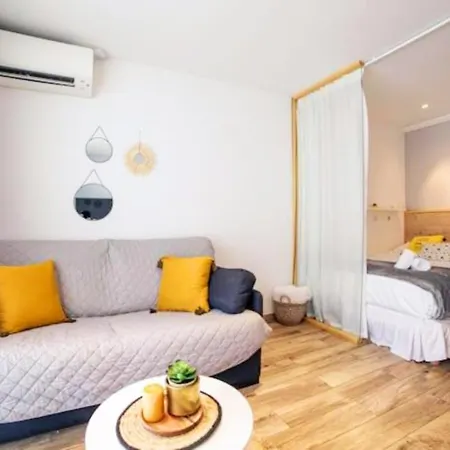 Cosy Center - Rue D'antibes - 200m Plage- Clim - Wifi - Unique